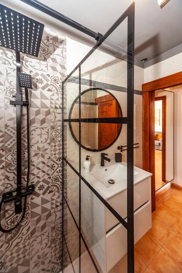 Luxury Suite Ocean Views Тиас Экстерьер фото